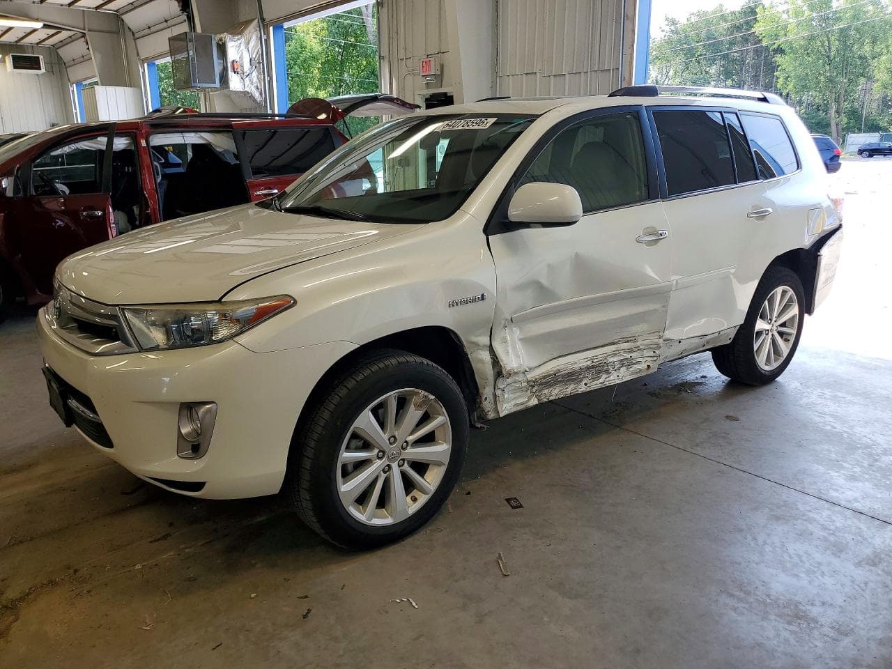 TOYOTA HIGHLANDER
