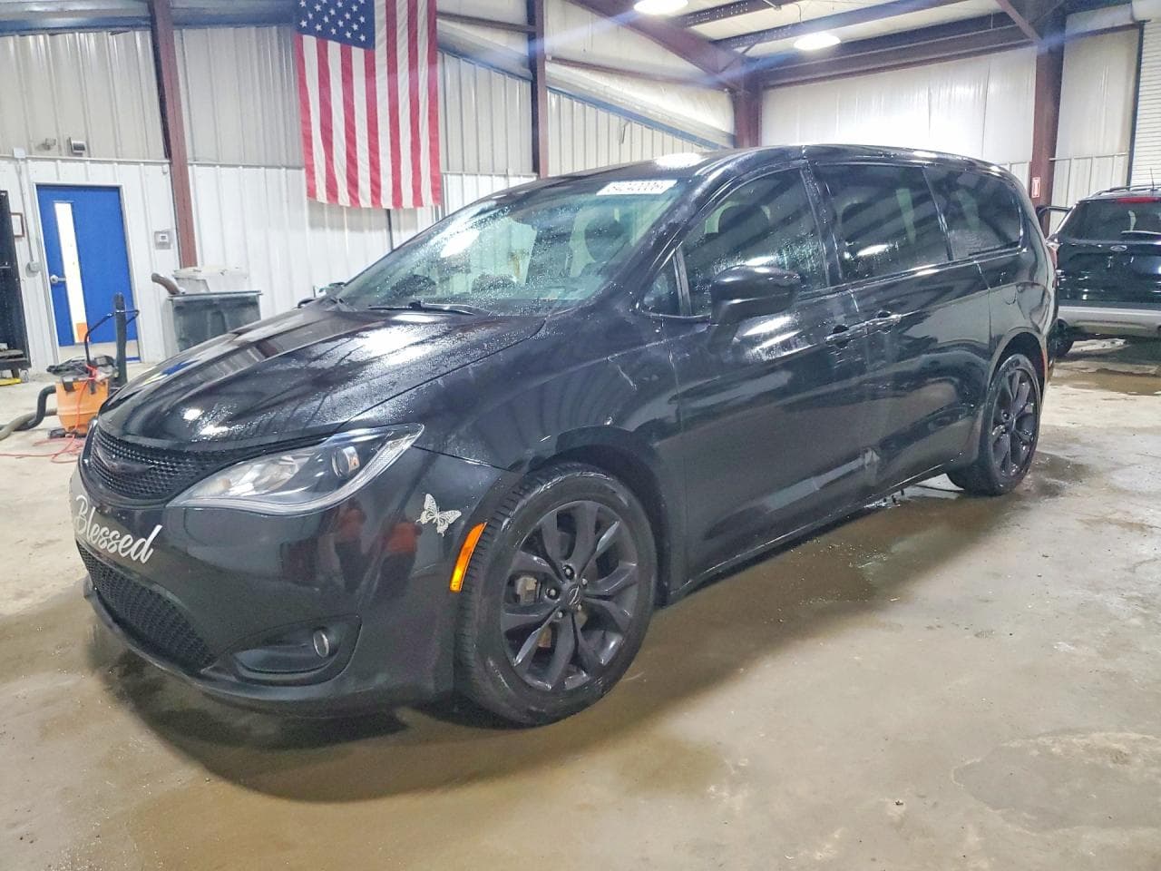 CHRYSLER PACIFICA