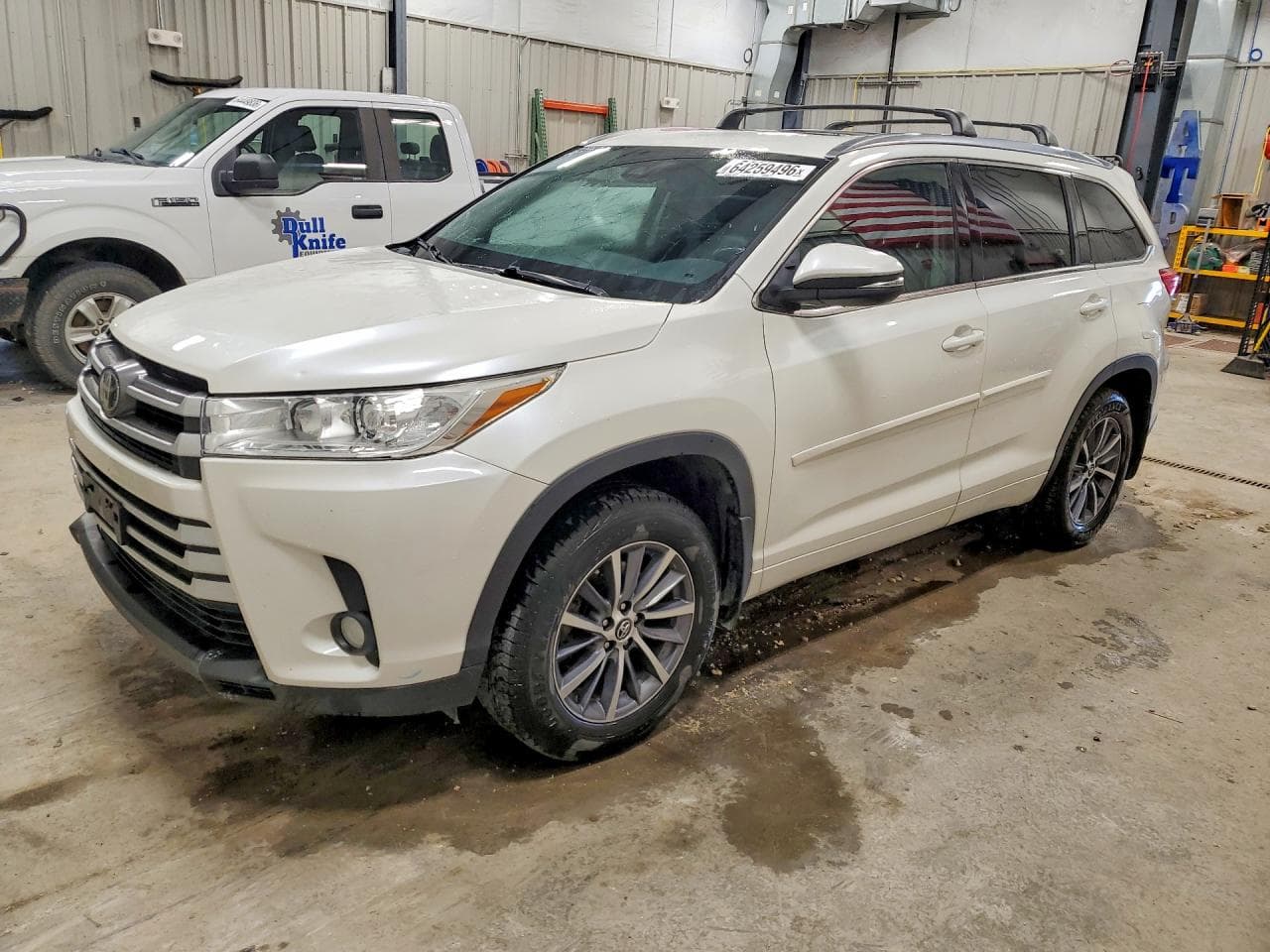 TOYOTA HIGHLANDER