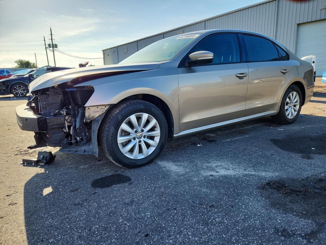 VOLKSWAGEN PASSAT