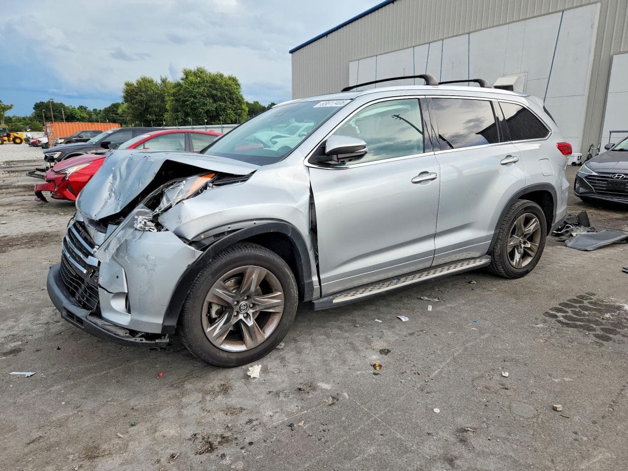 TOYOTA HIGHLANDER