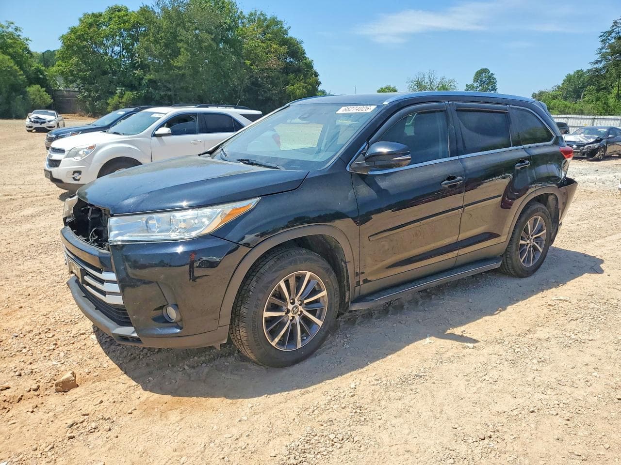 TOYOTA HIGHLANDER