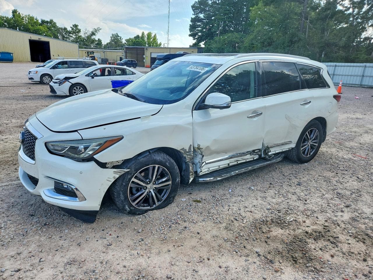 2017 INFINITI QX60 BASE