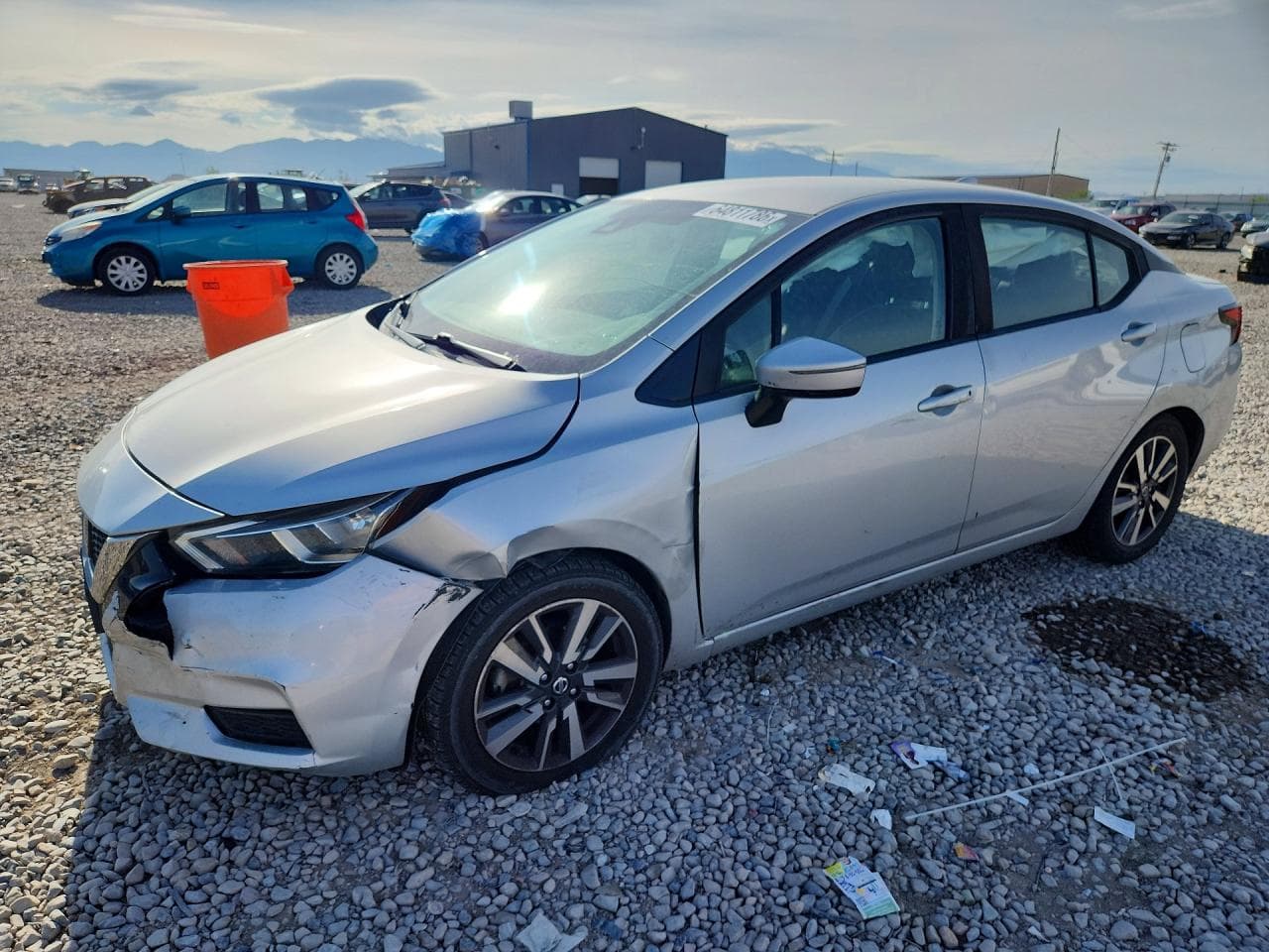 NISSAN VERSA