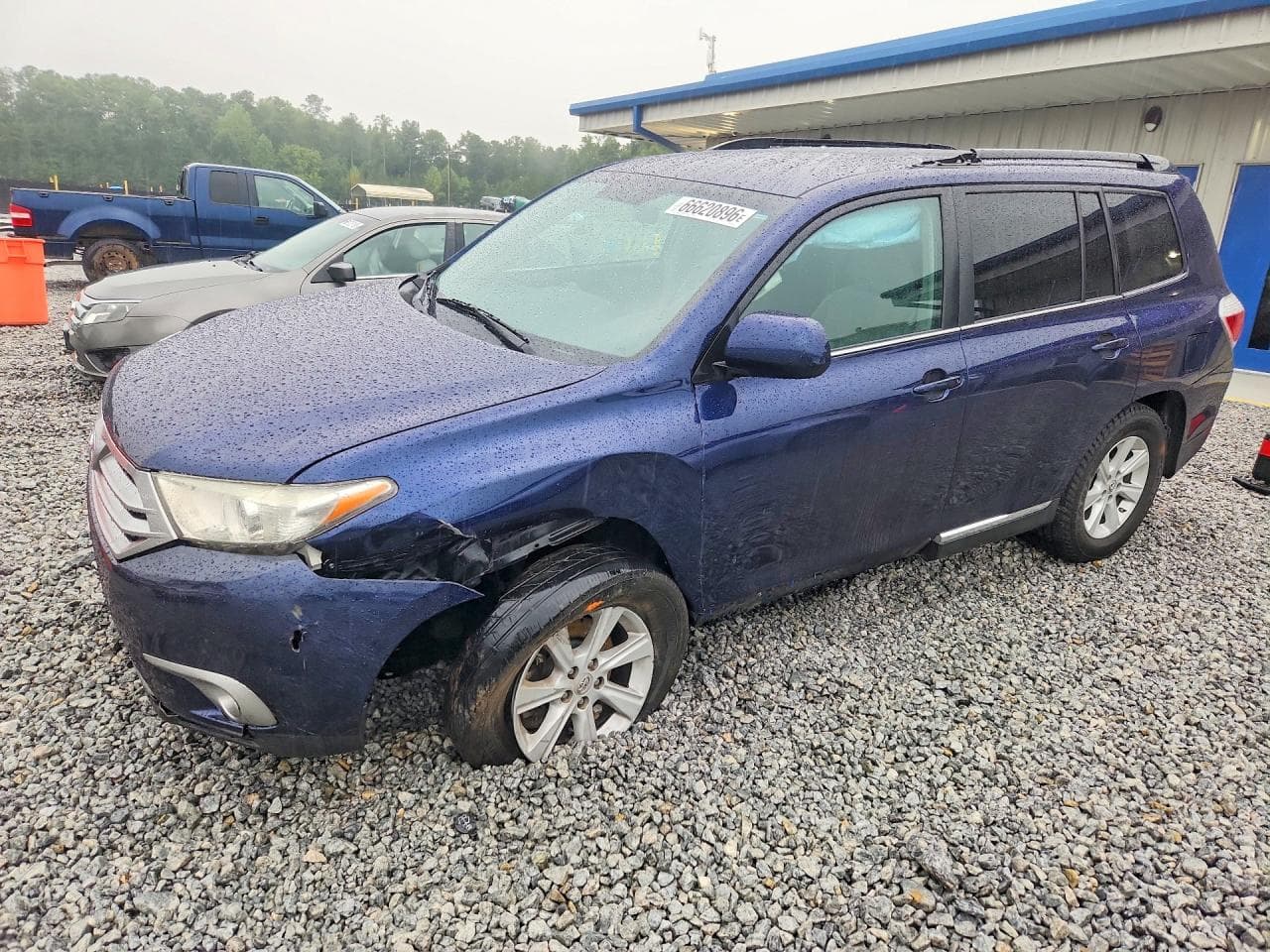 TOYOTA HIGHLANDER