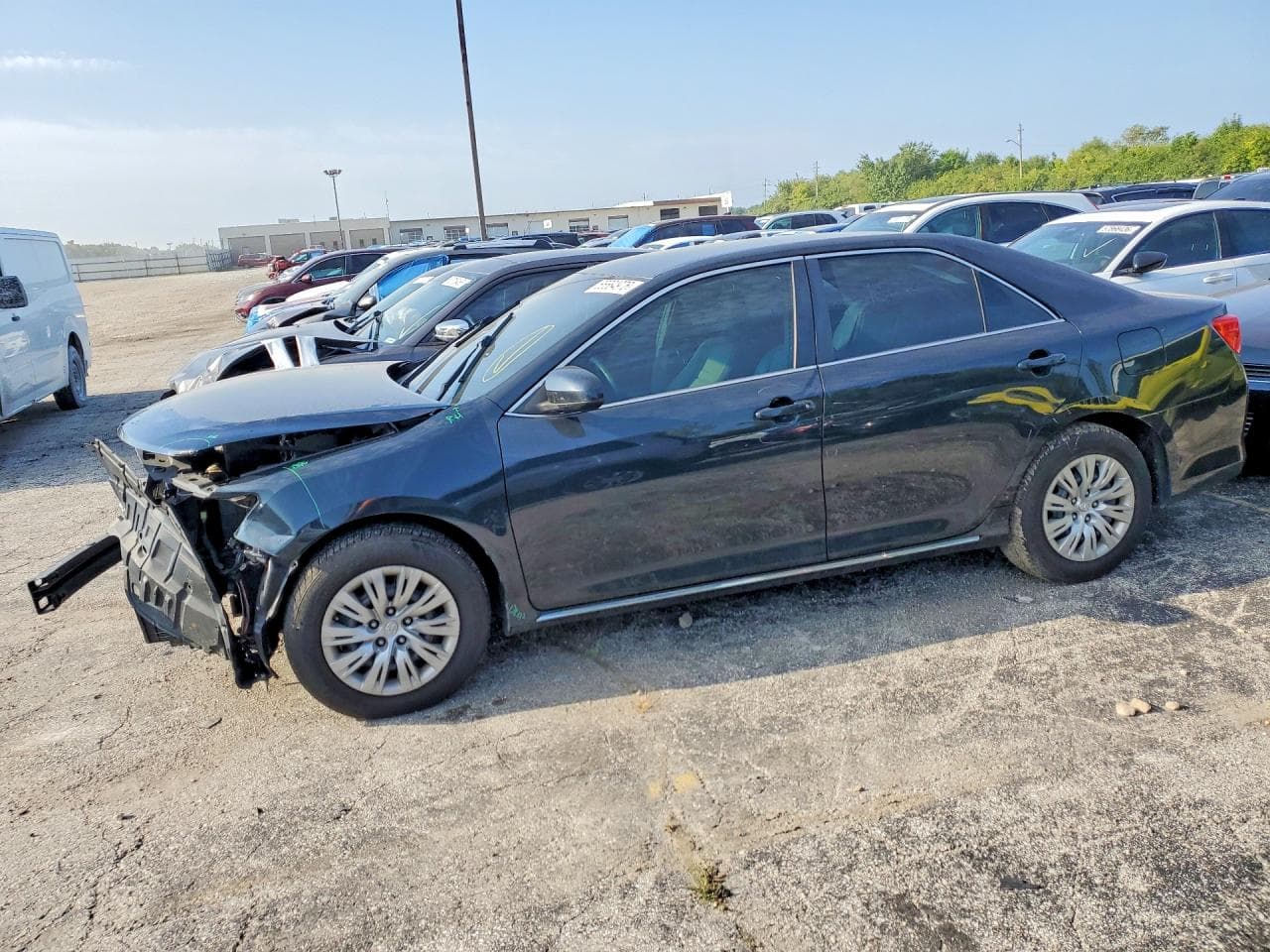 TOYOTA CAMRY