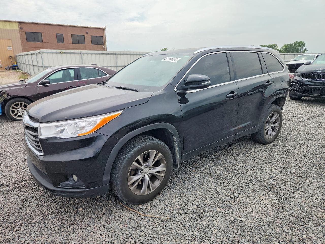 TOYOTA HIGHLANDER
