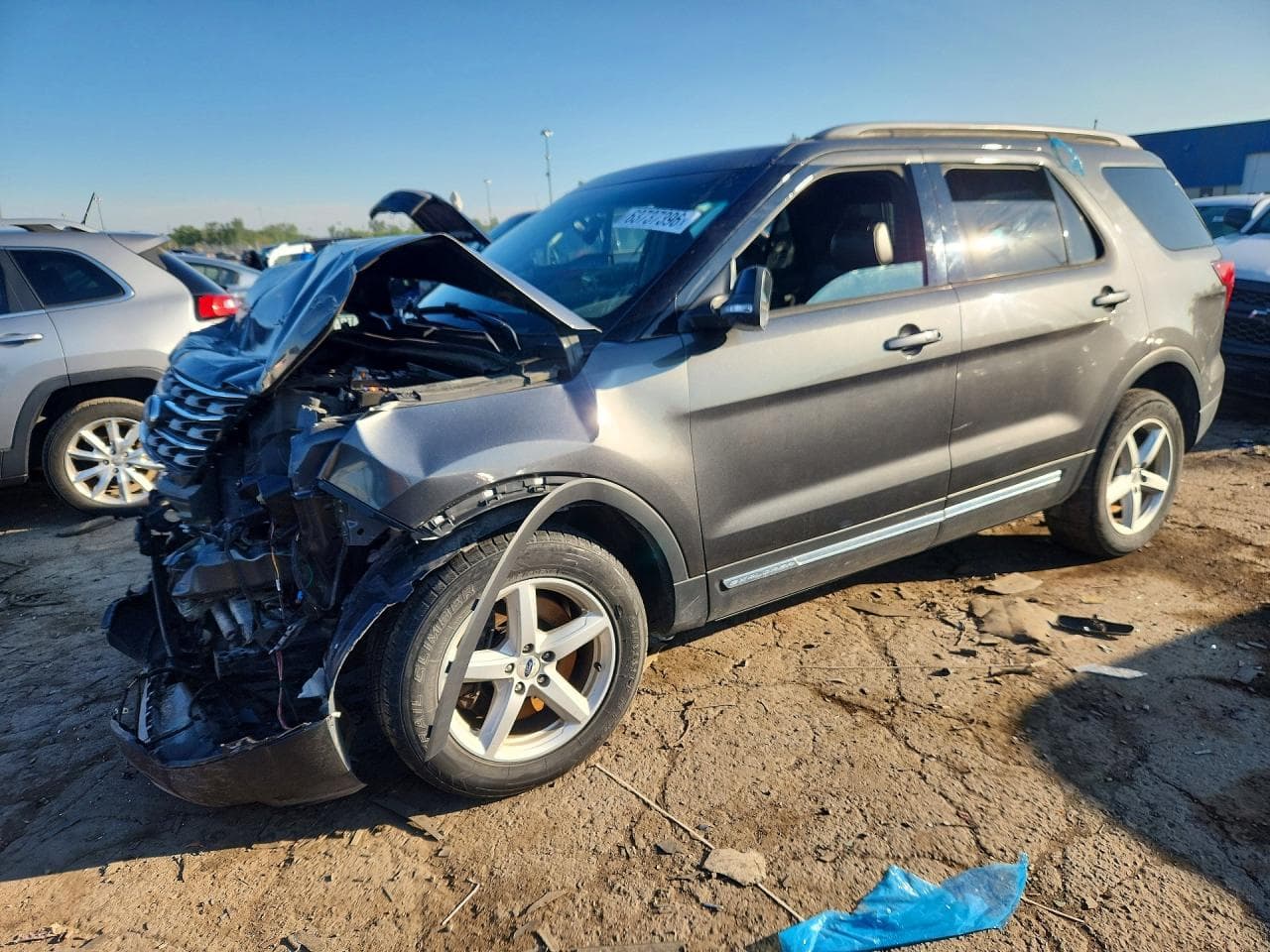 FORD EXPLORER