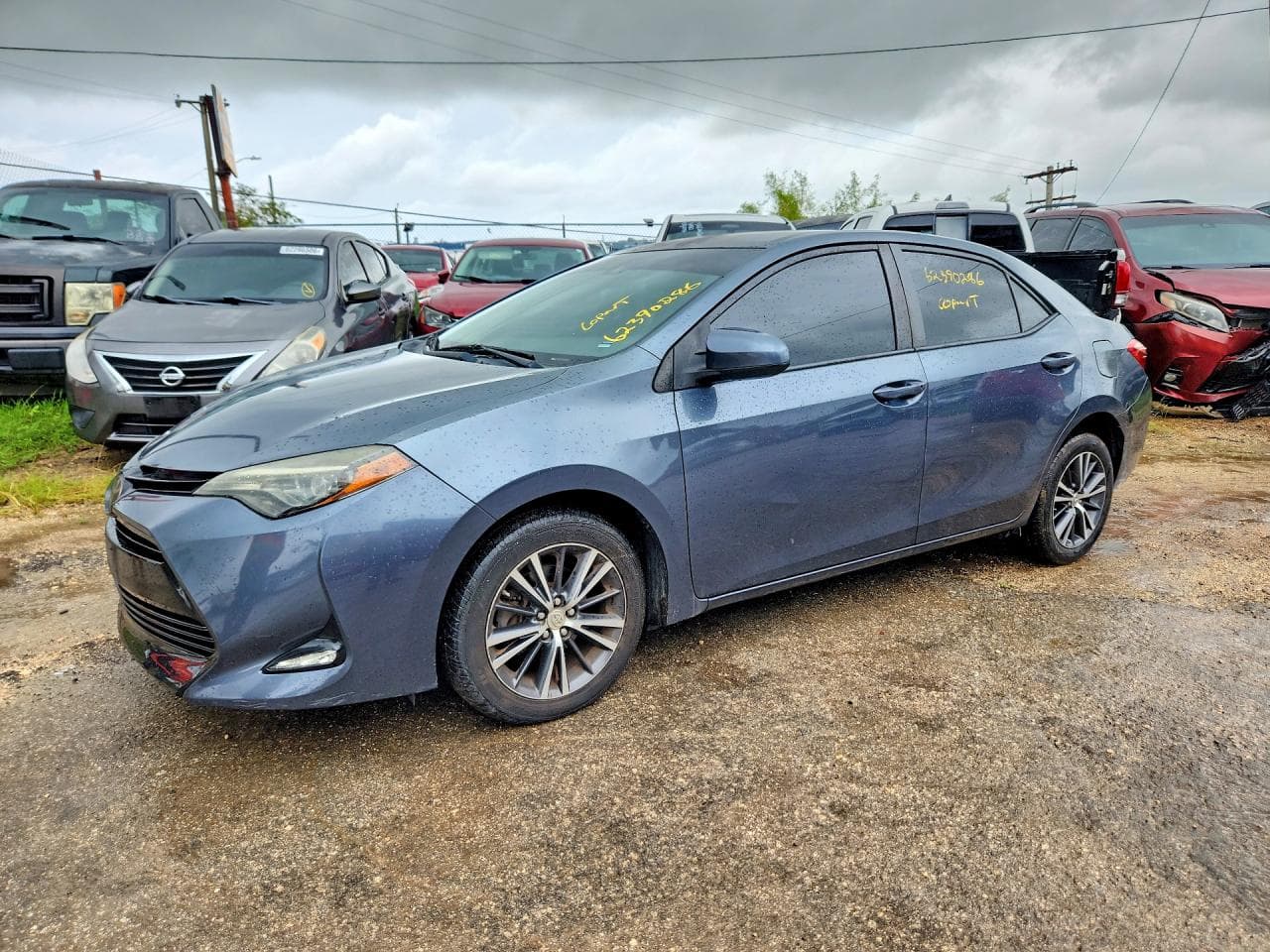 TOYOTA COROLLA