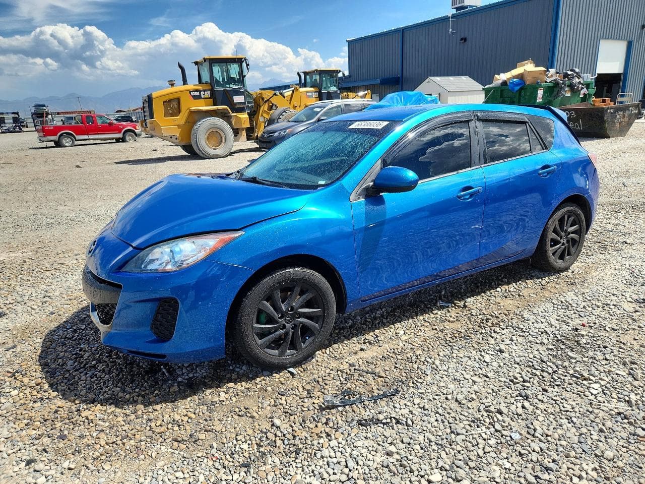 MAZDA 3