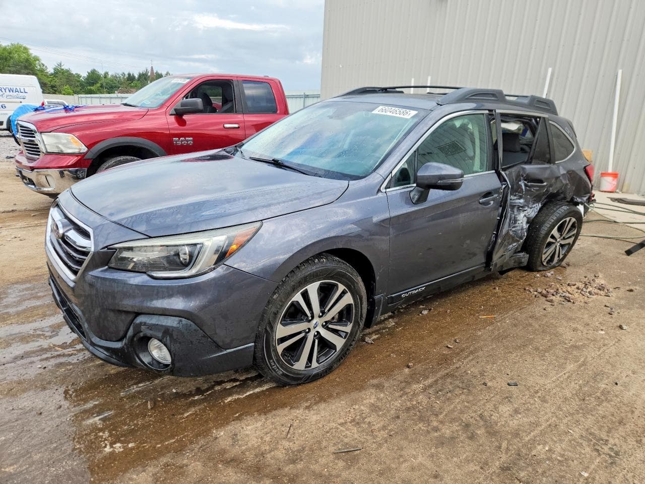 SUBARU OUTBACK