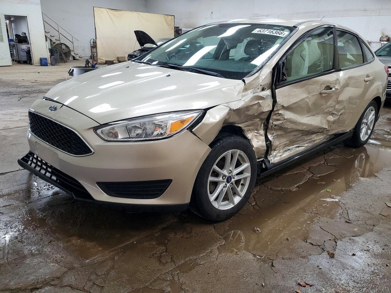FORD FOCUS
