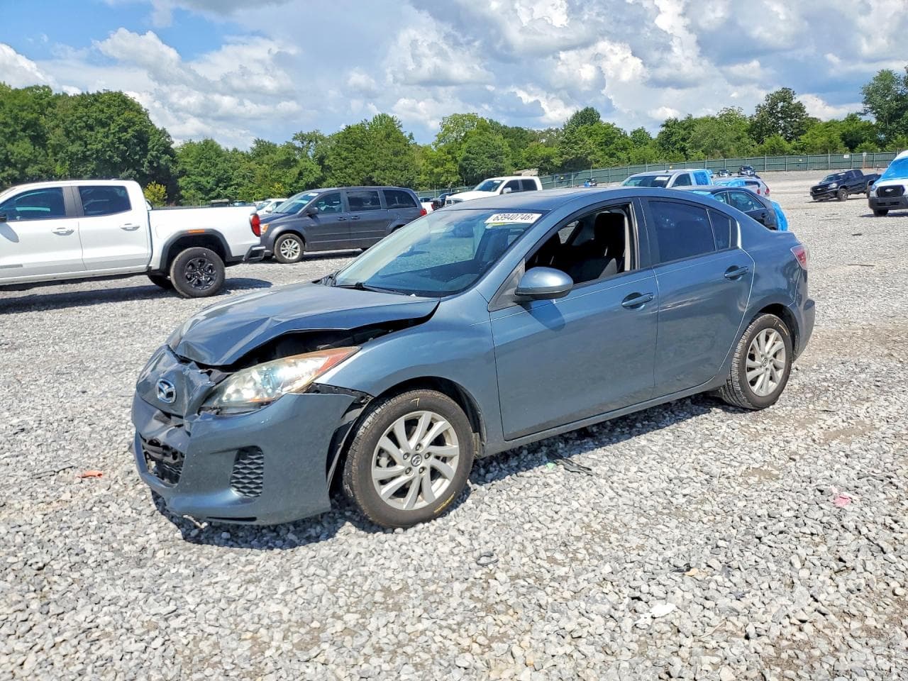 MAZDA 3