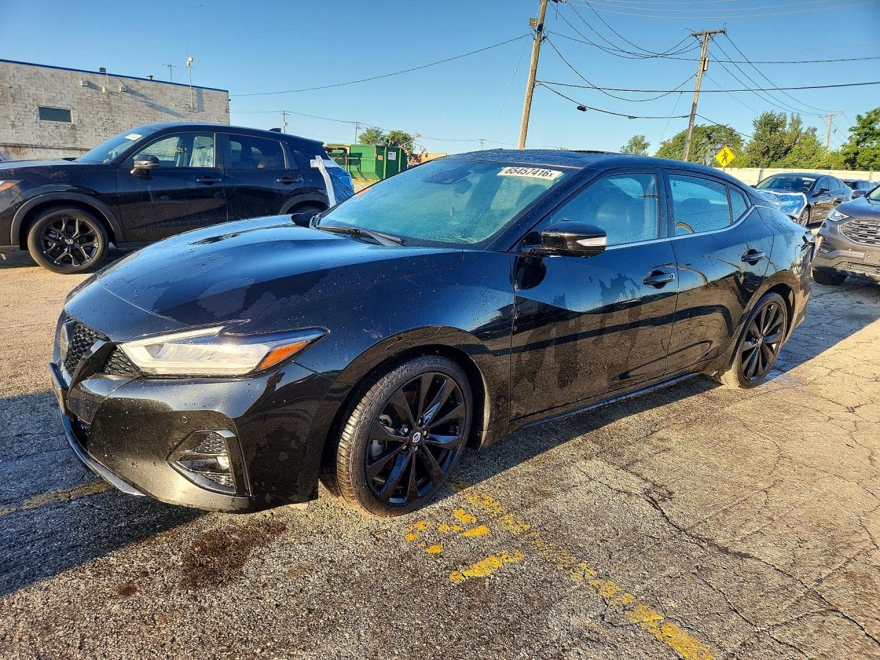 NISSAN MAXIMA