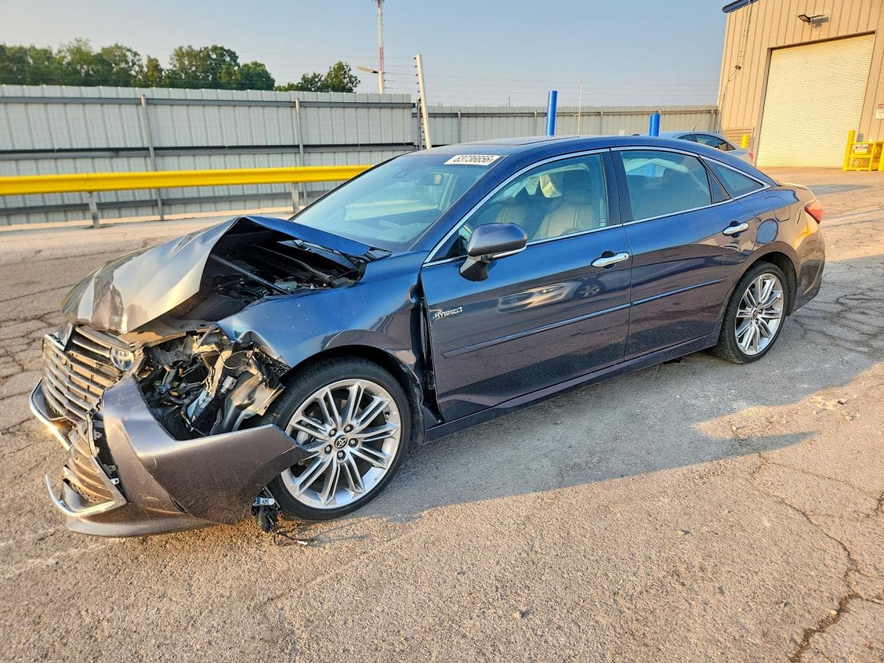 TOYOTA AVALON