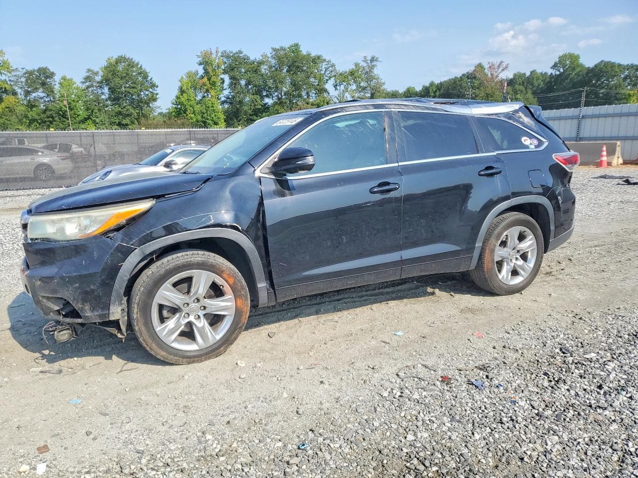 TOYOTA HIGHLANDER
