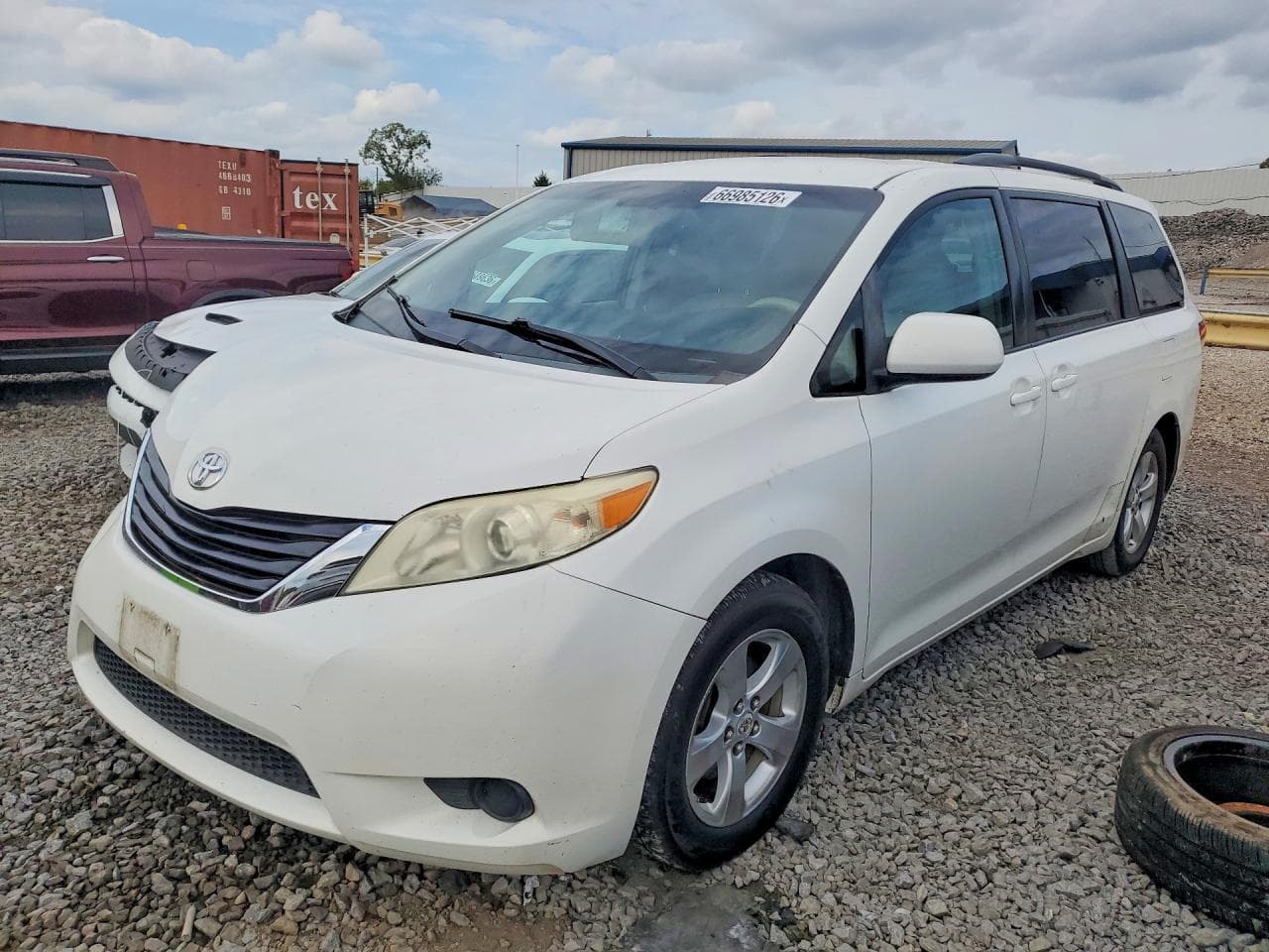 TOYOTA SIENNA