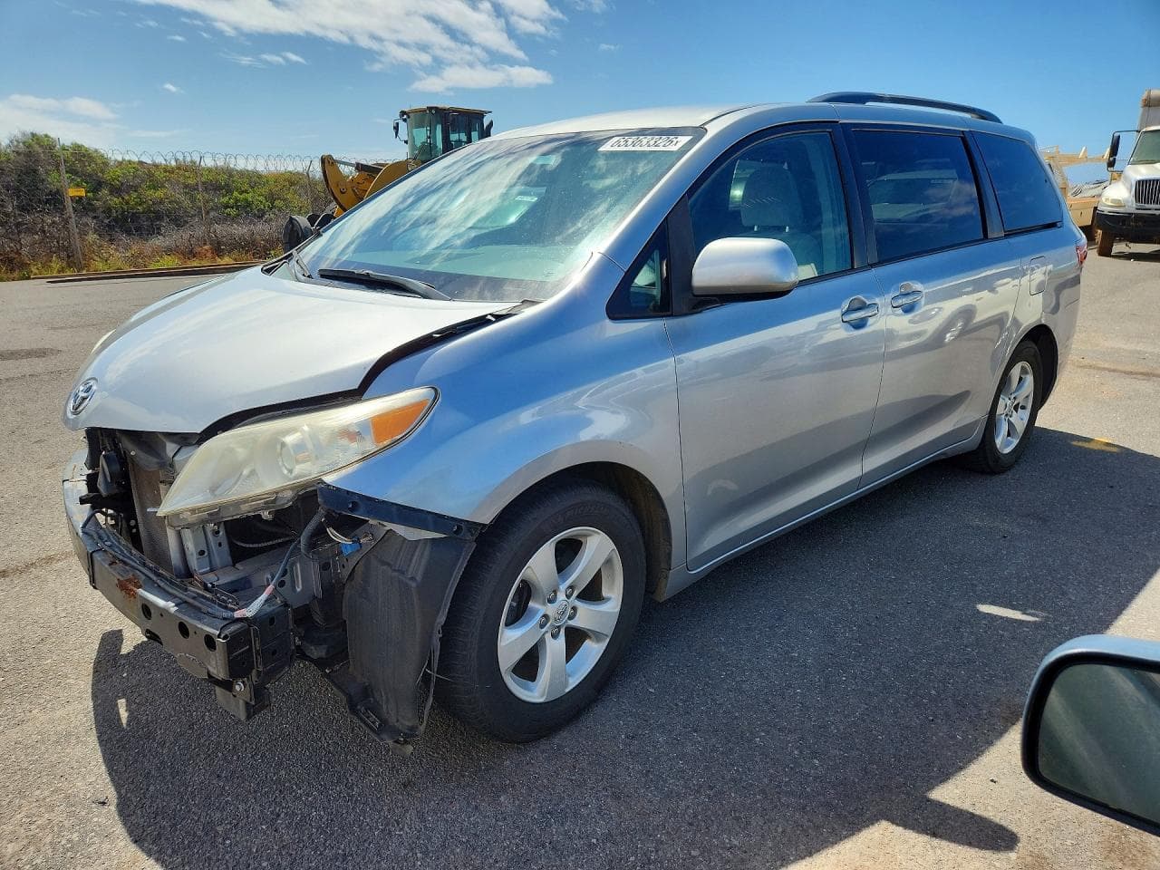 TOYOTA SIENNA