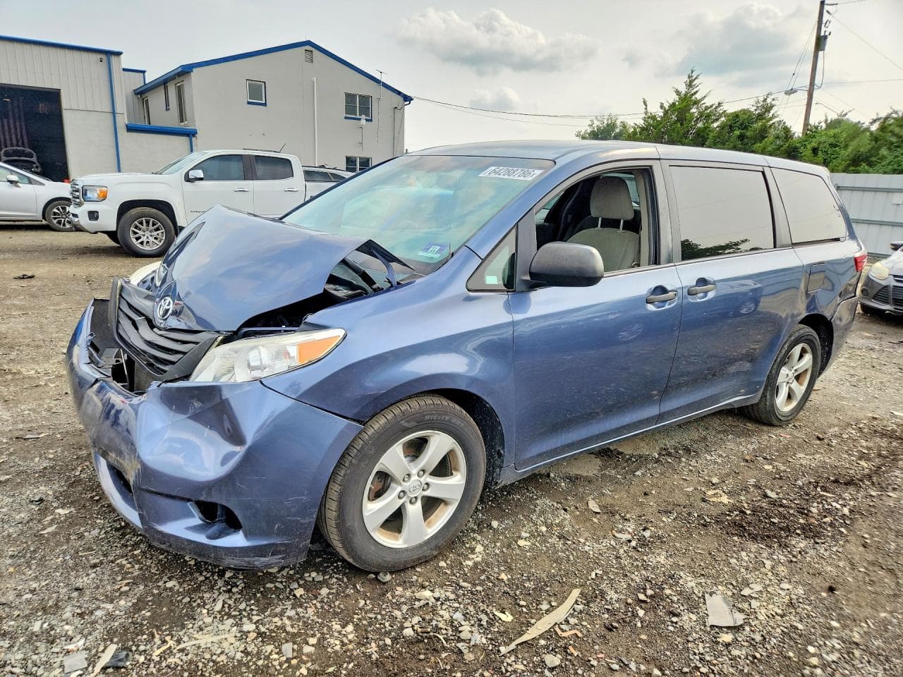 TOYOTA SIENNA