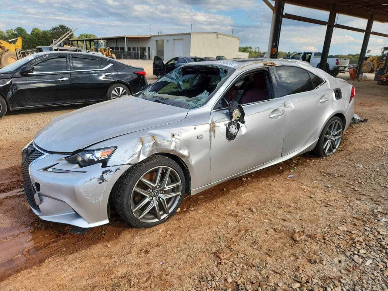 LEXUS IS