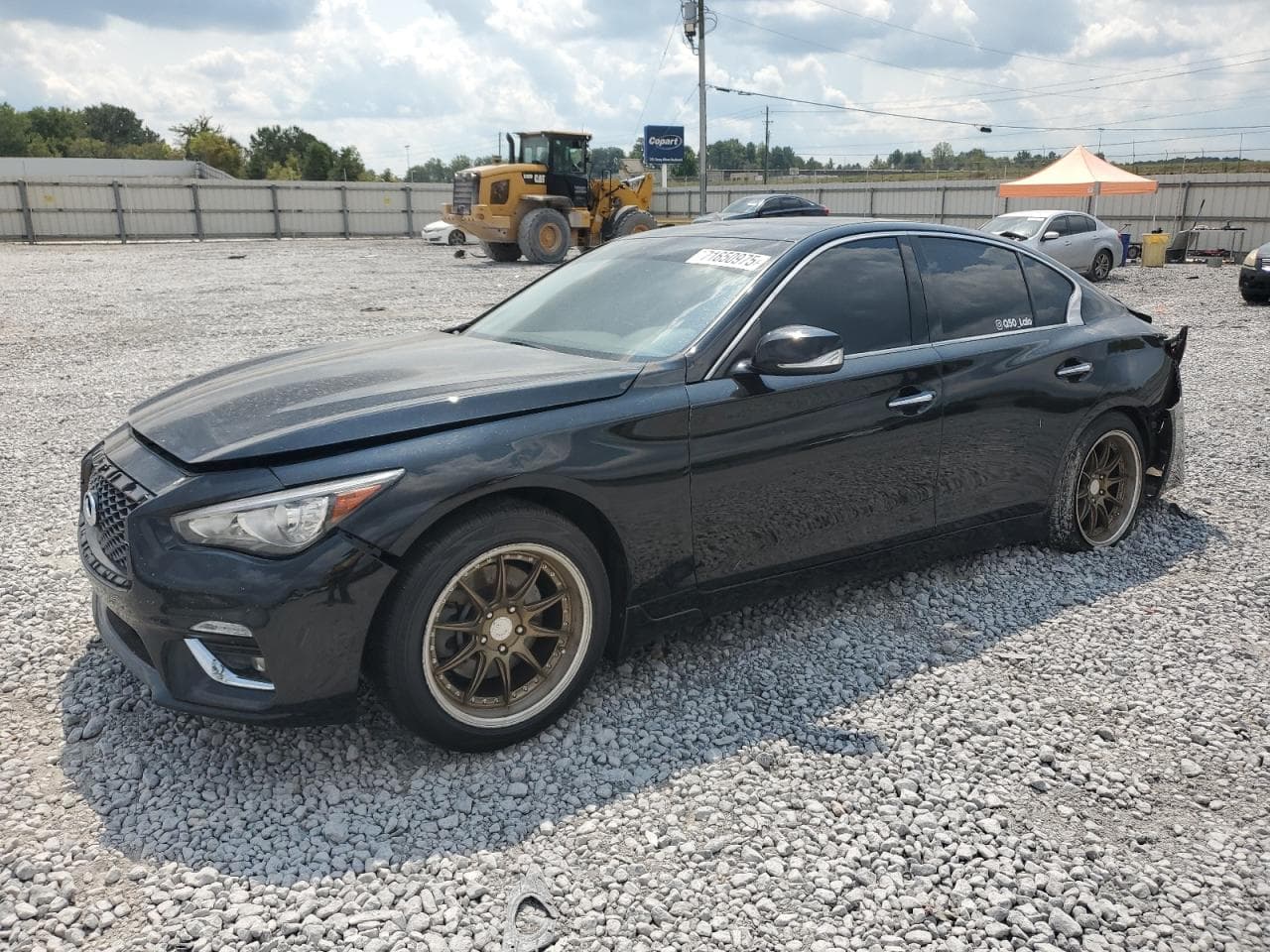 INFINITI Q50 LUXE