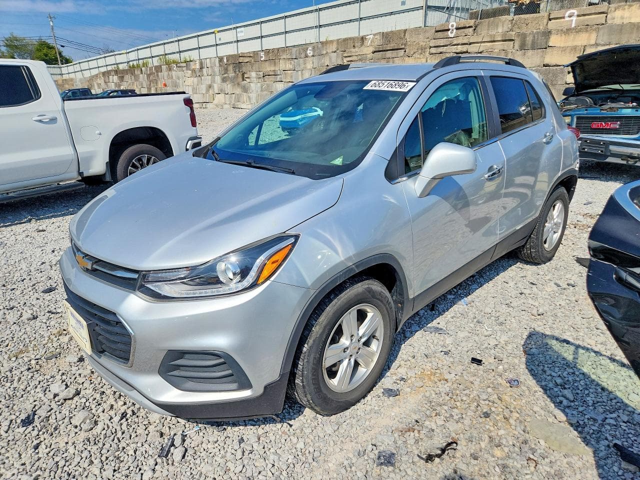 CHEVROLET TRAX