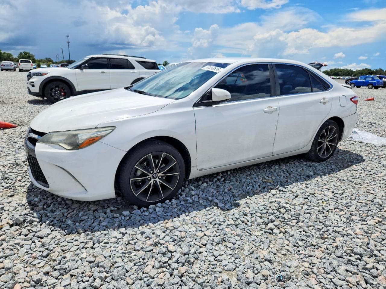 TOYOTA CAMRY