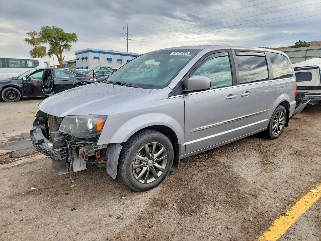 CHRYSLER MINIVAN