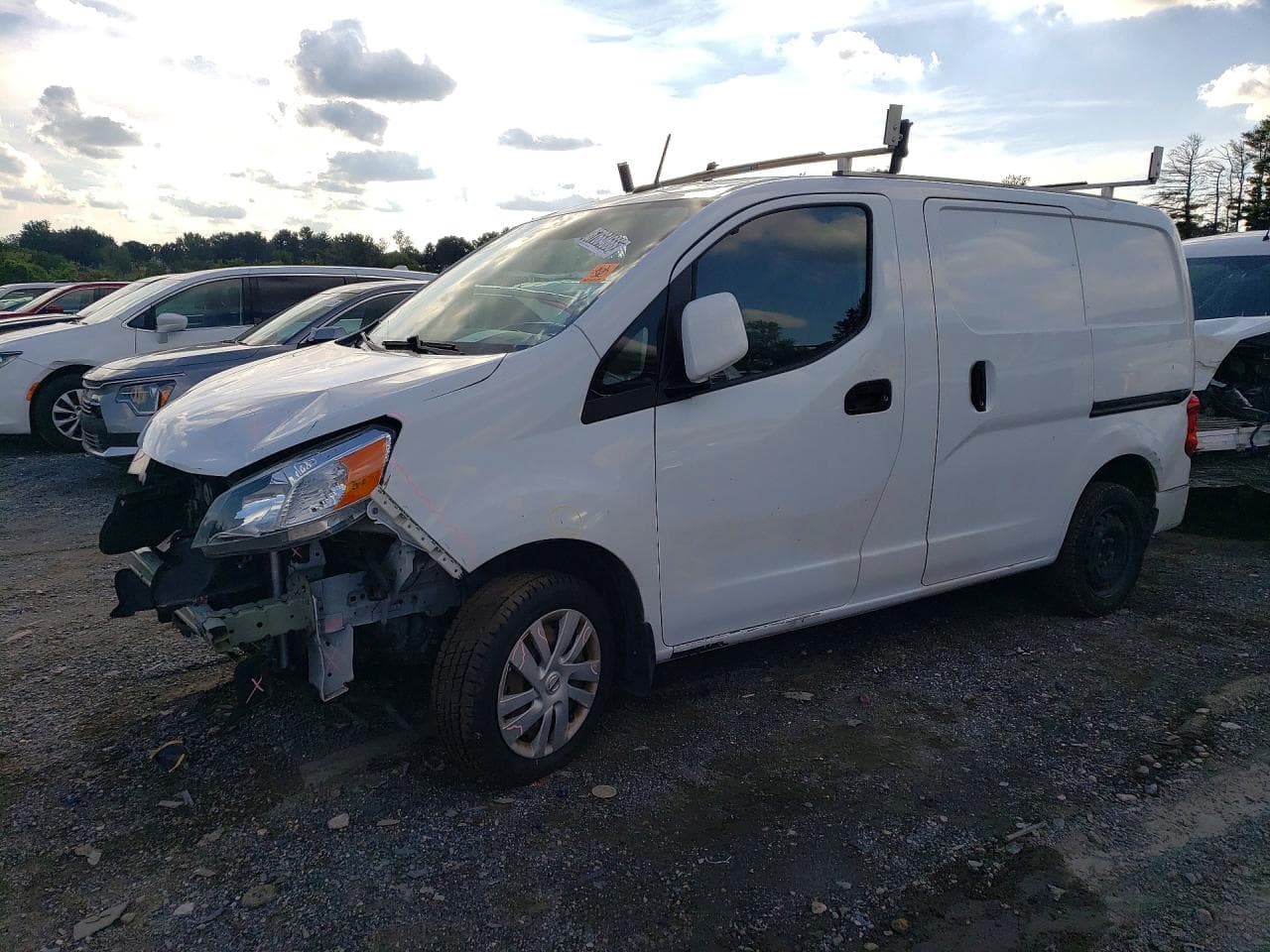 NISSAN NV