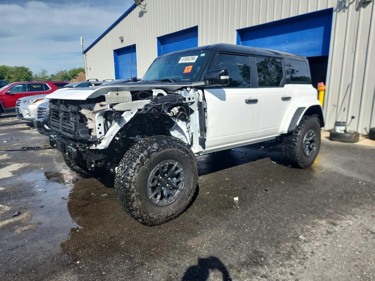 FORD BRONCO