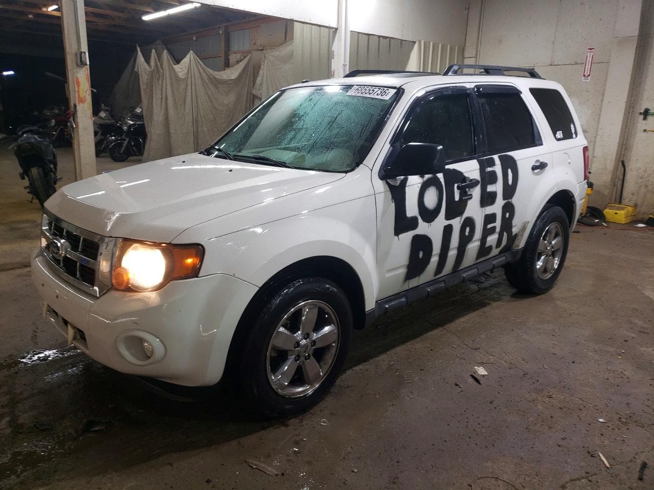 FORD ESCAPE