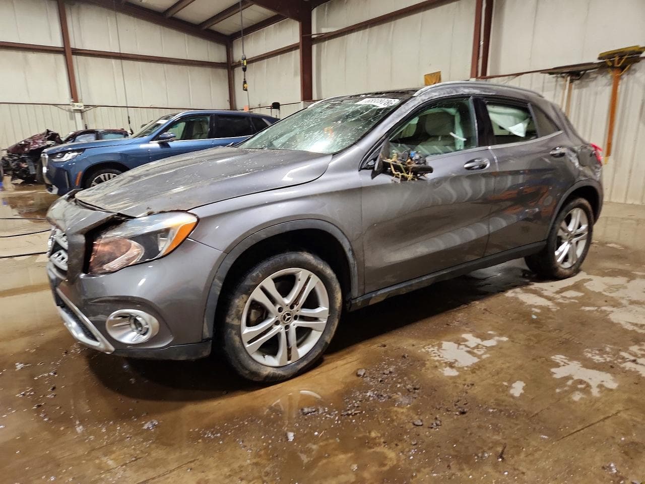 MERCEDES-BENZ GLA-CLASS