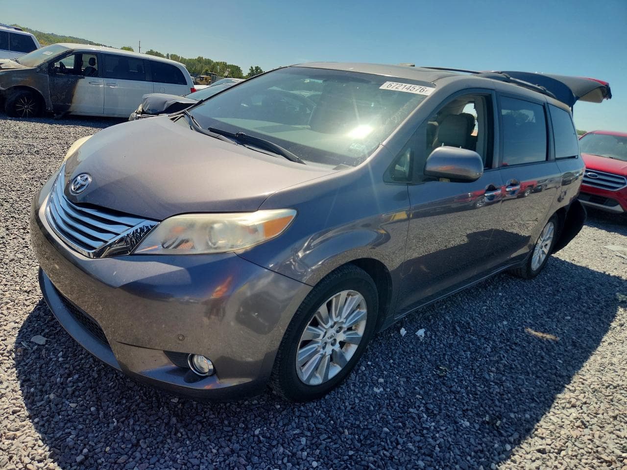 TOYOTA SIENNA