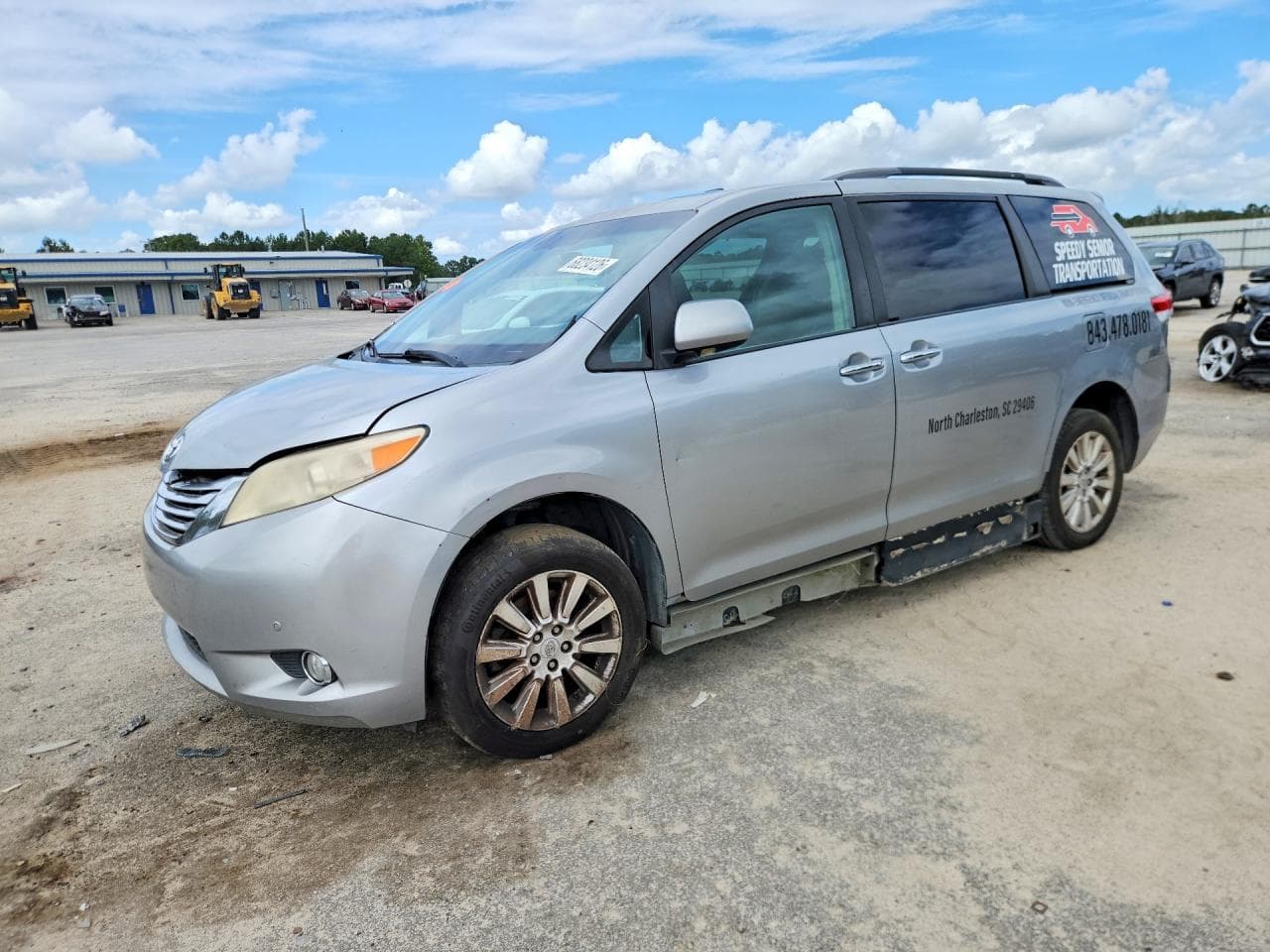 TOYOTA SIENNA