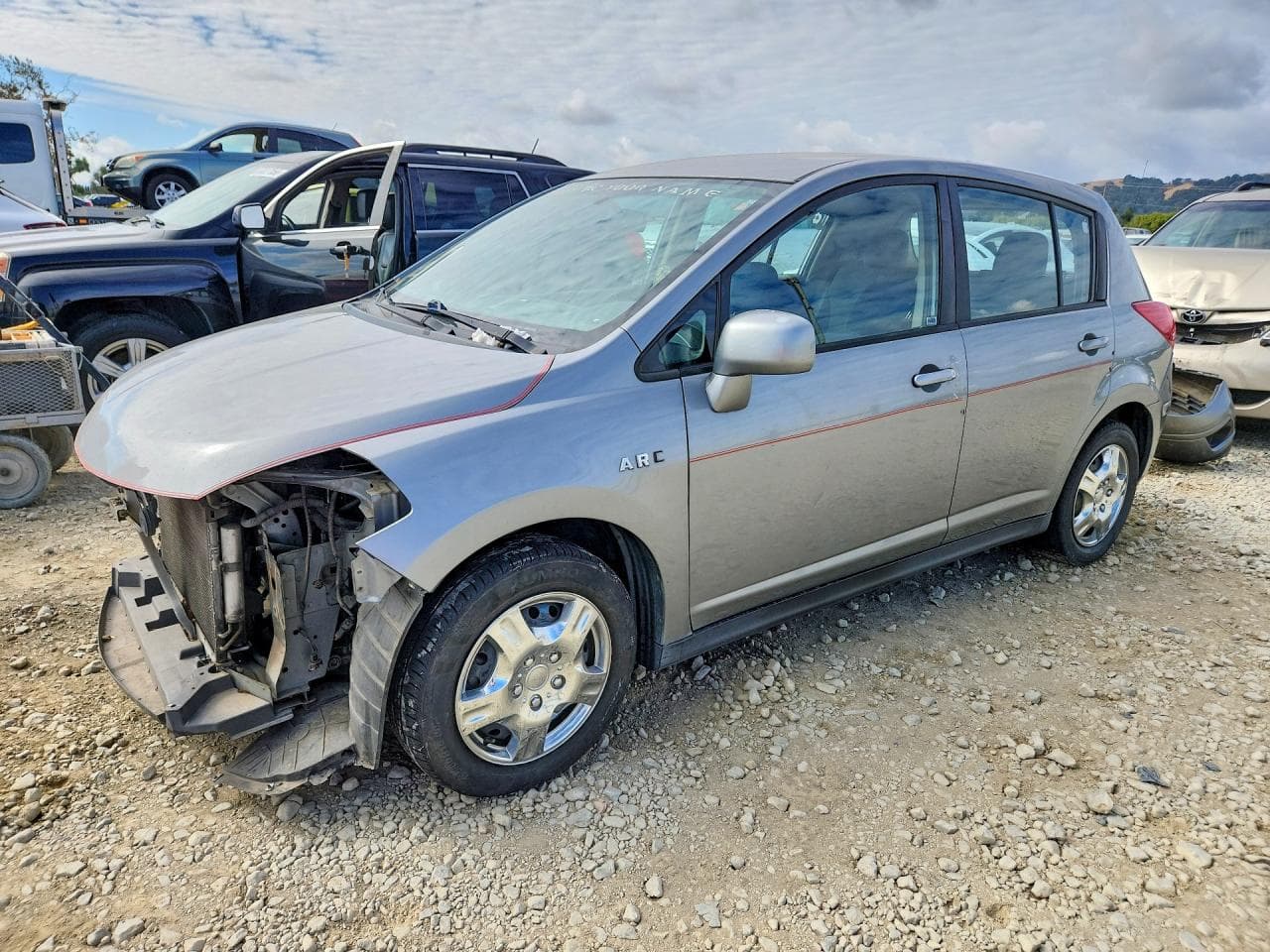 NISSAN VERSA