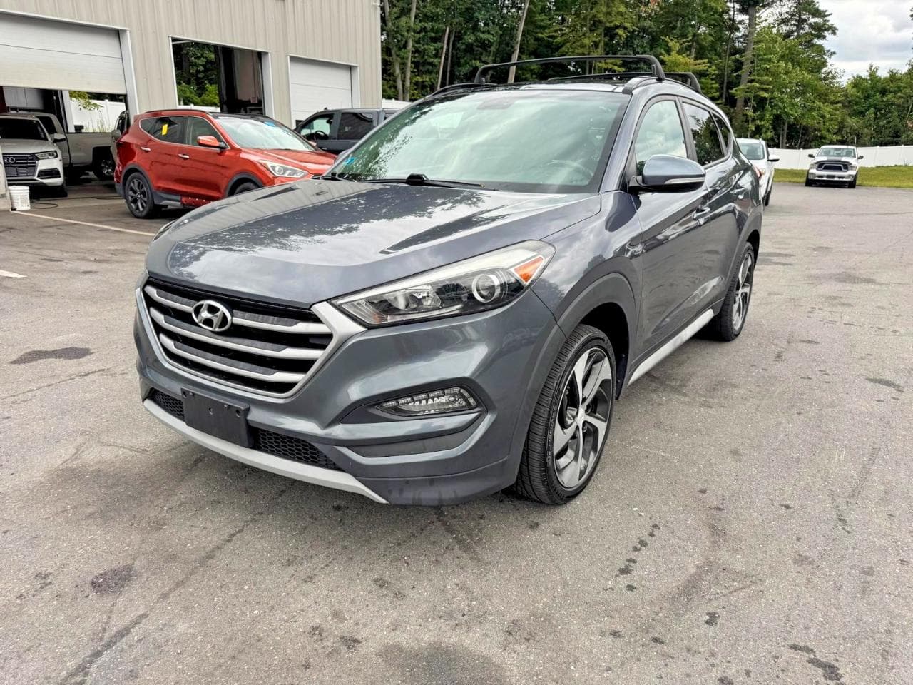 HYUNDAI TUCSON