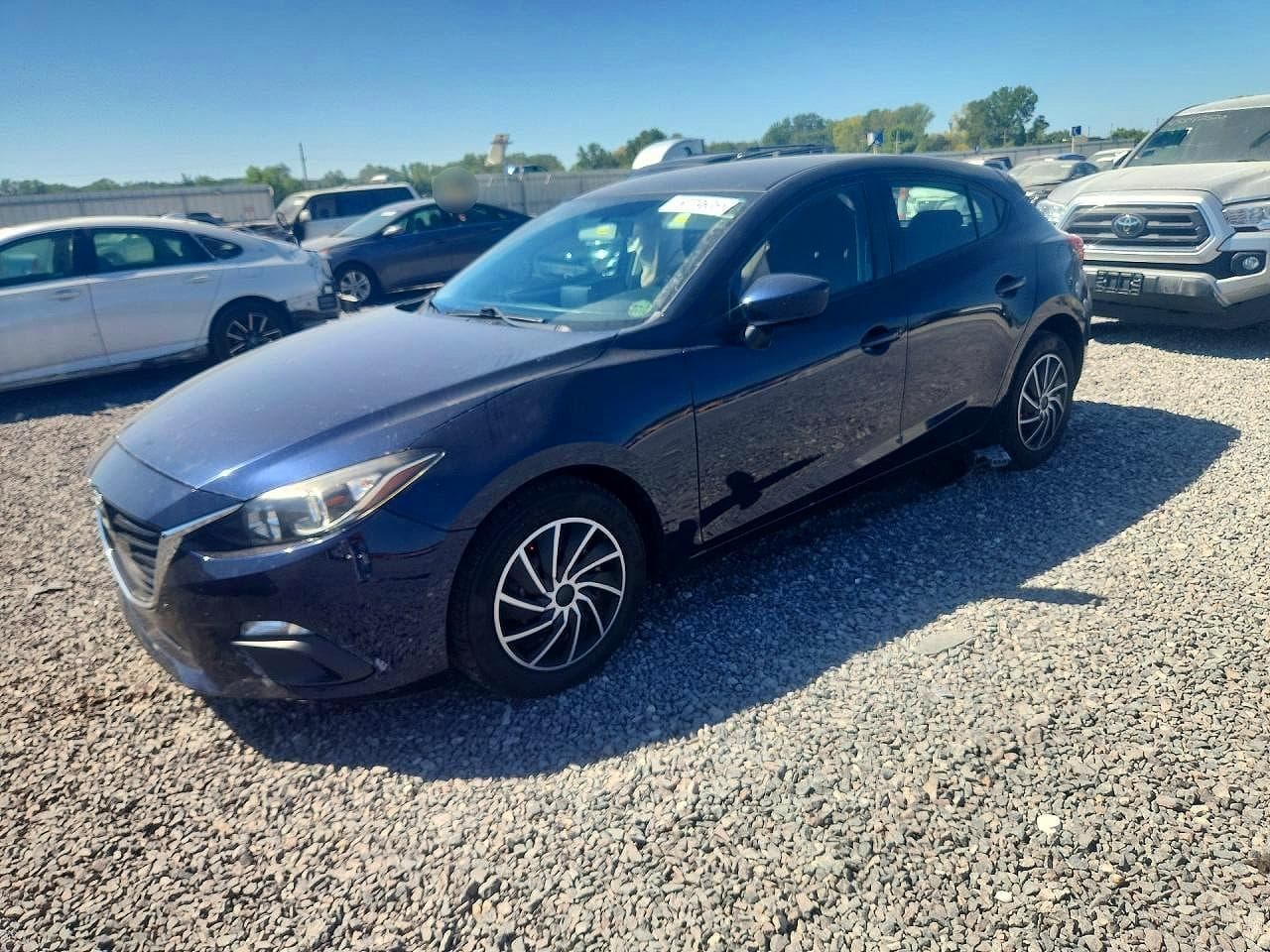 MAZDA 3