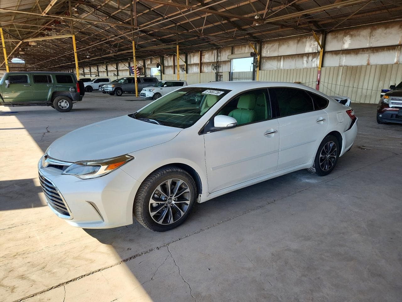 TOYOTA AVALON