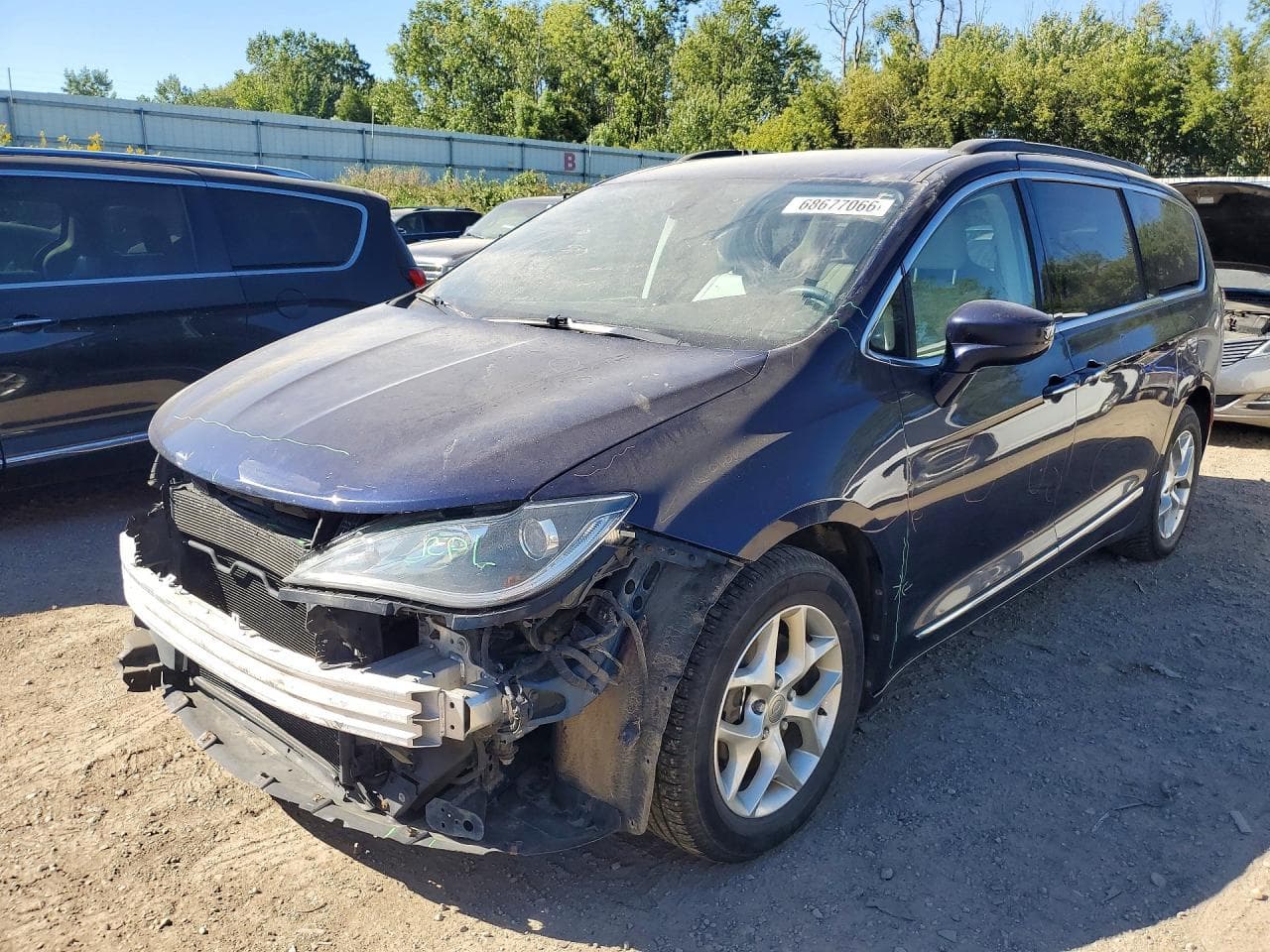 CHRYSLER PACIFICA