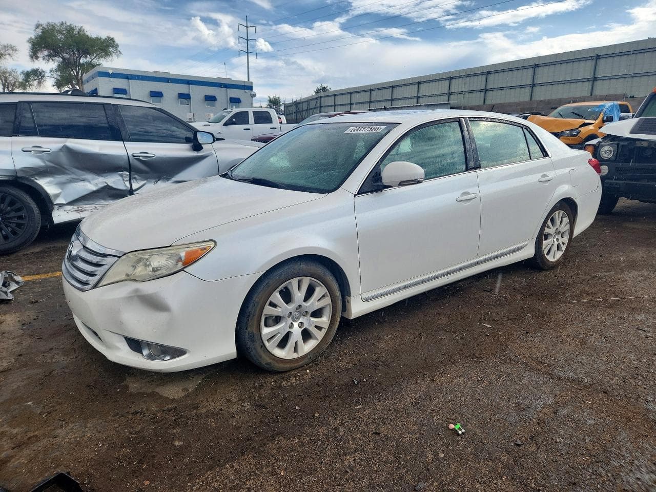 TOYOTA AVALON