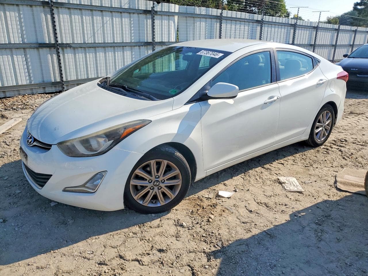HYUNDAI ELANTRA