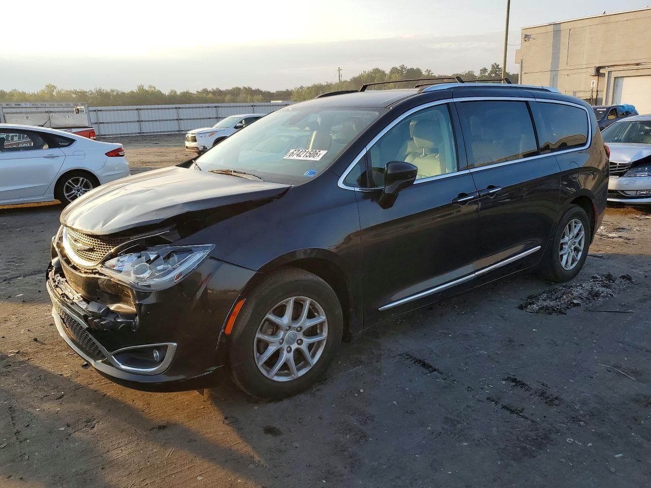 CHRYSLER PACIFICA