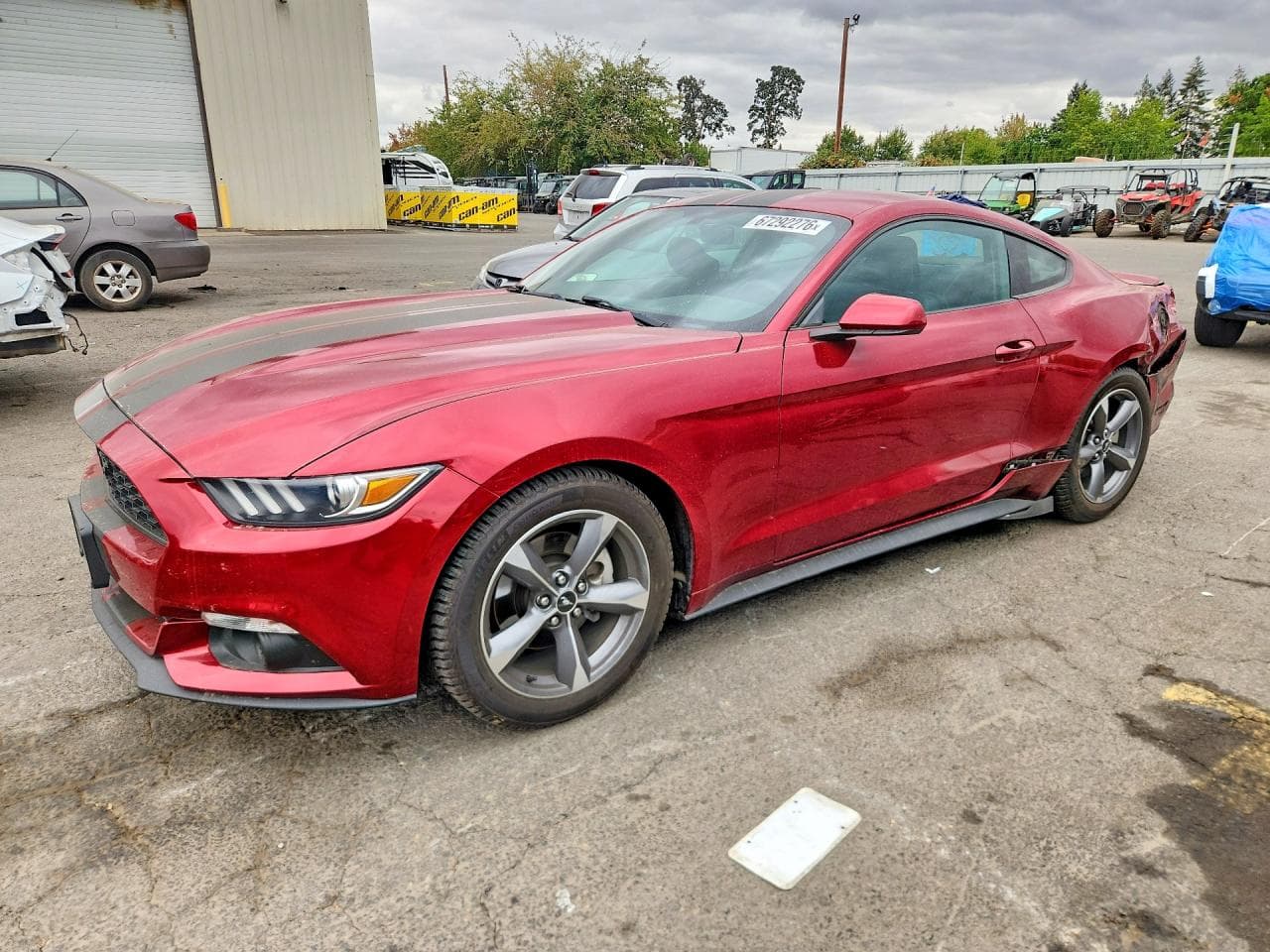 FORD MUSTANG