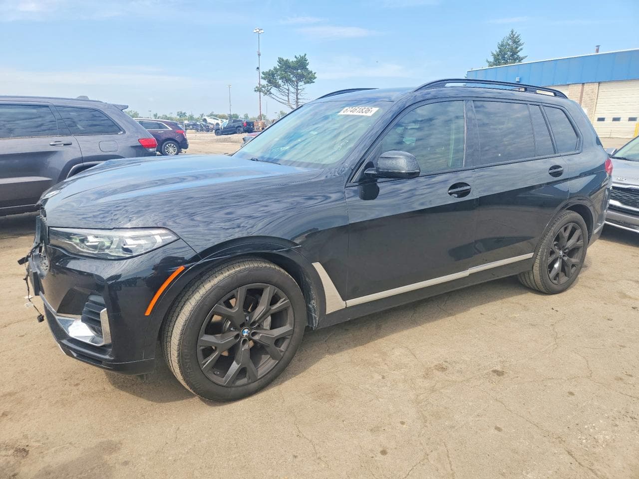 BMW X7