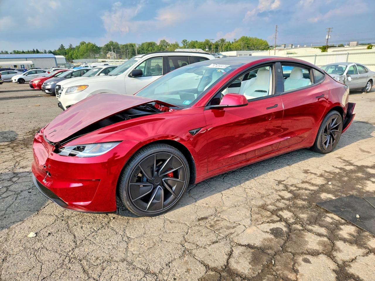 TESLA MODEL 3