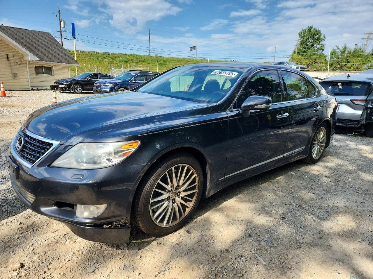 2011 LEXUS LS460