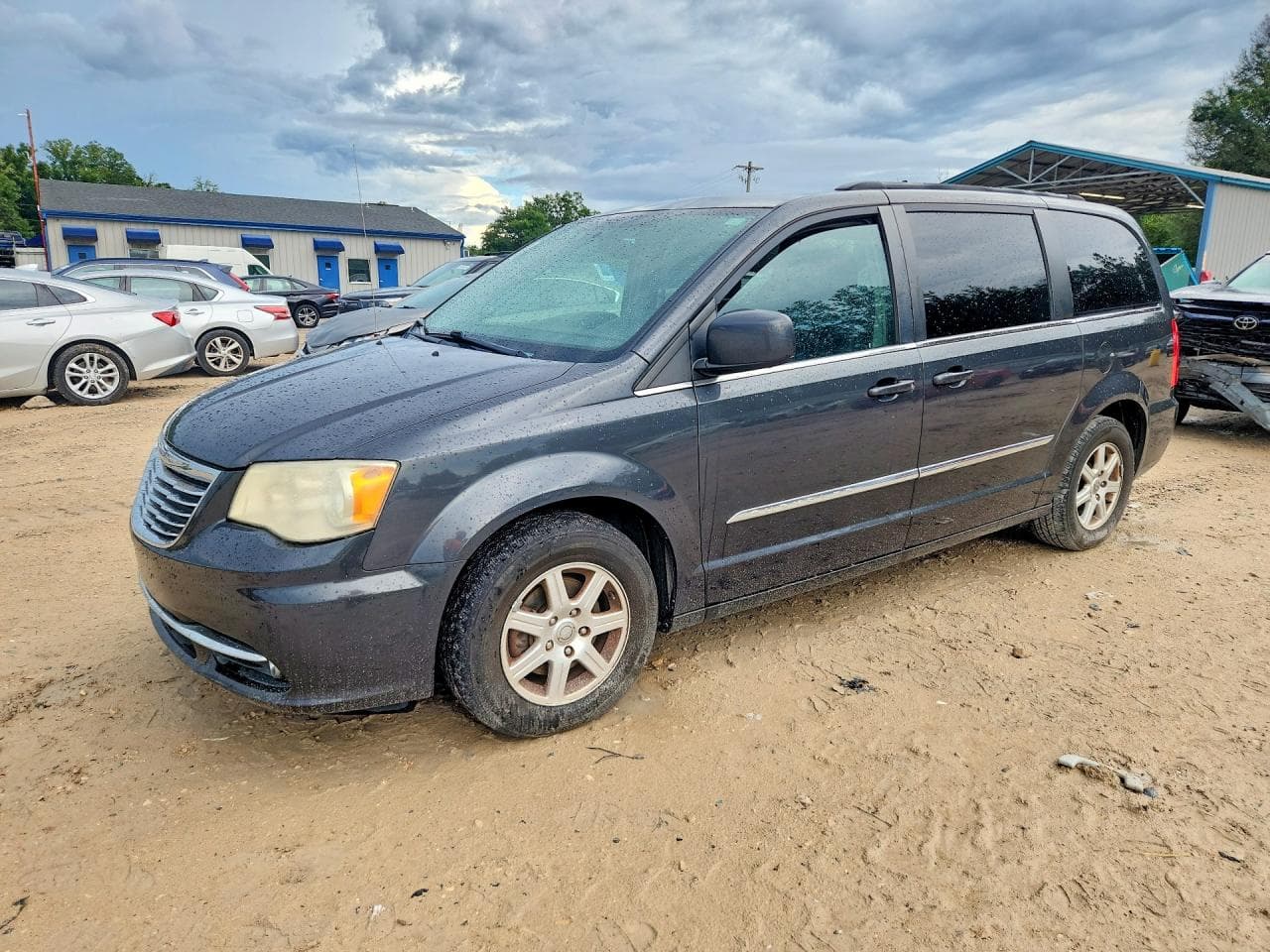 CHRYSLER MINIVAN