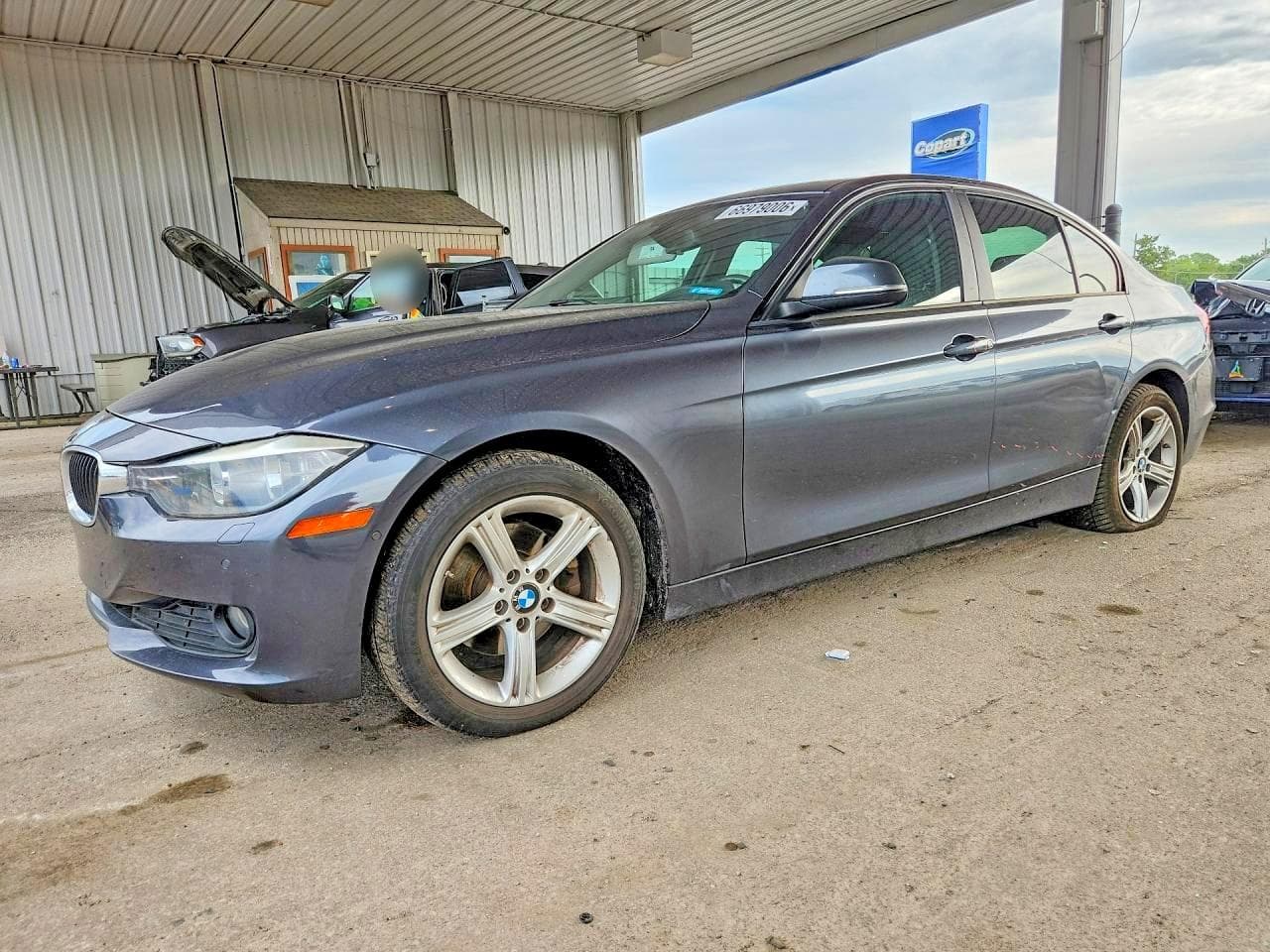 BMW 320