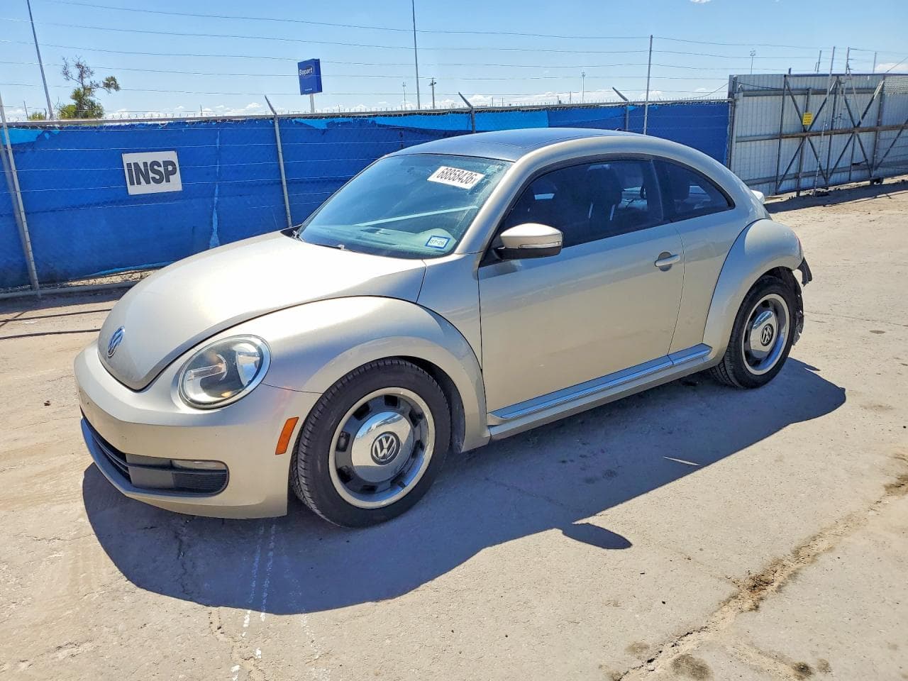 VOLKSWAGEN BEETLE