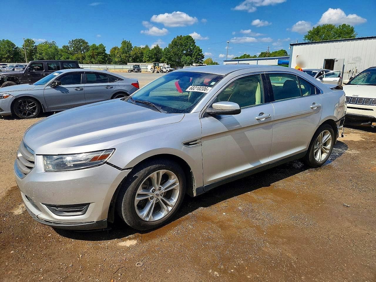 FORD TAURUS